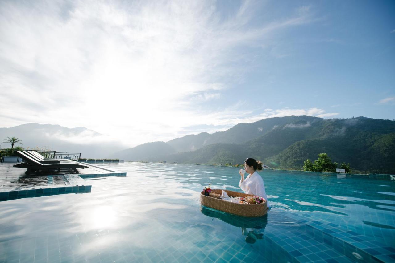 Le Grand Pakbeng Hotel Bagian luar foto
