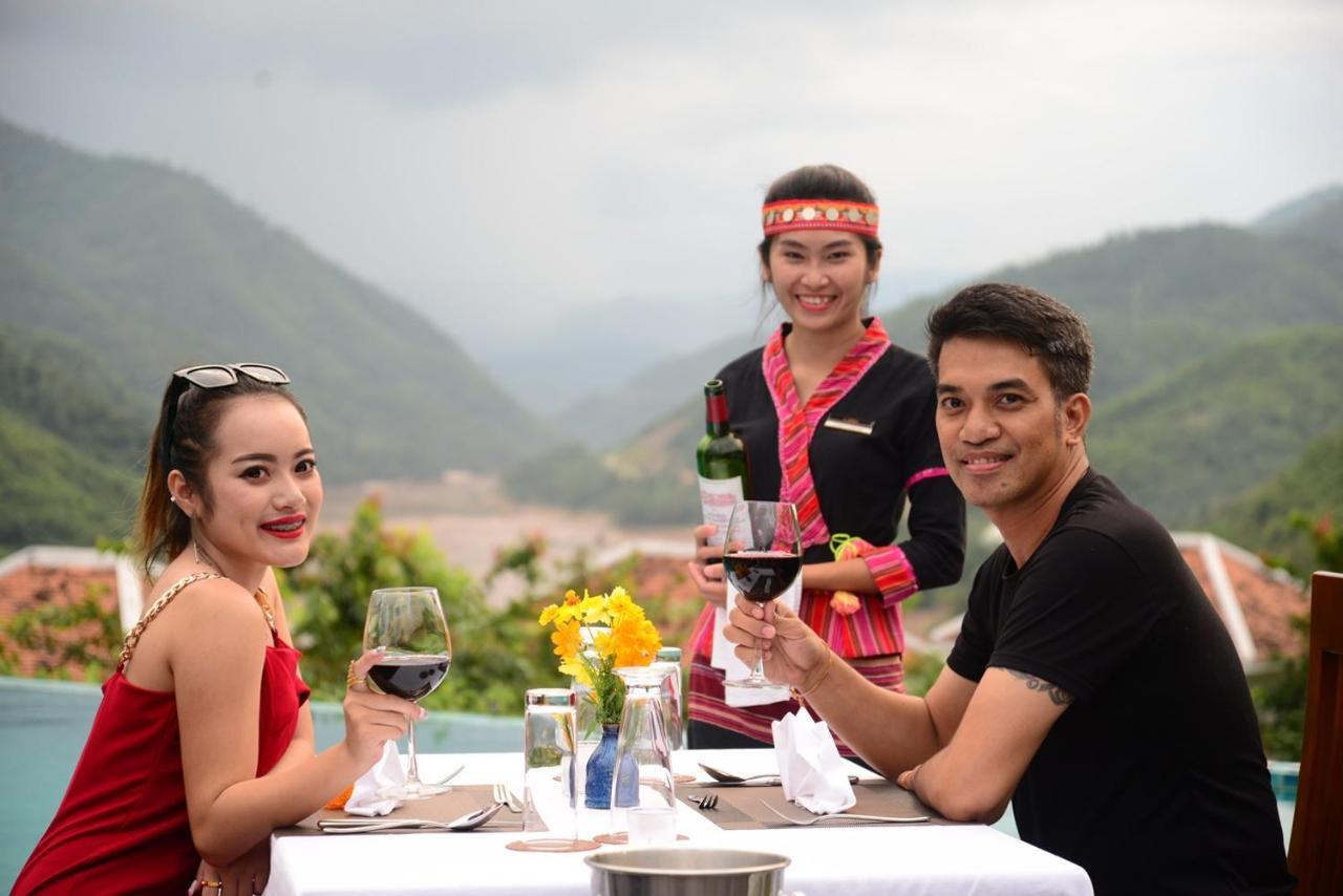 Le Grand Pakbeng Hotel Bagian luar foto