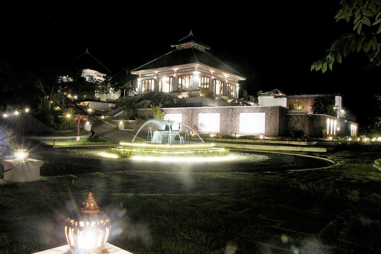Le Grand Pakbeng Hotel Bagian luar foto