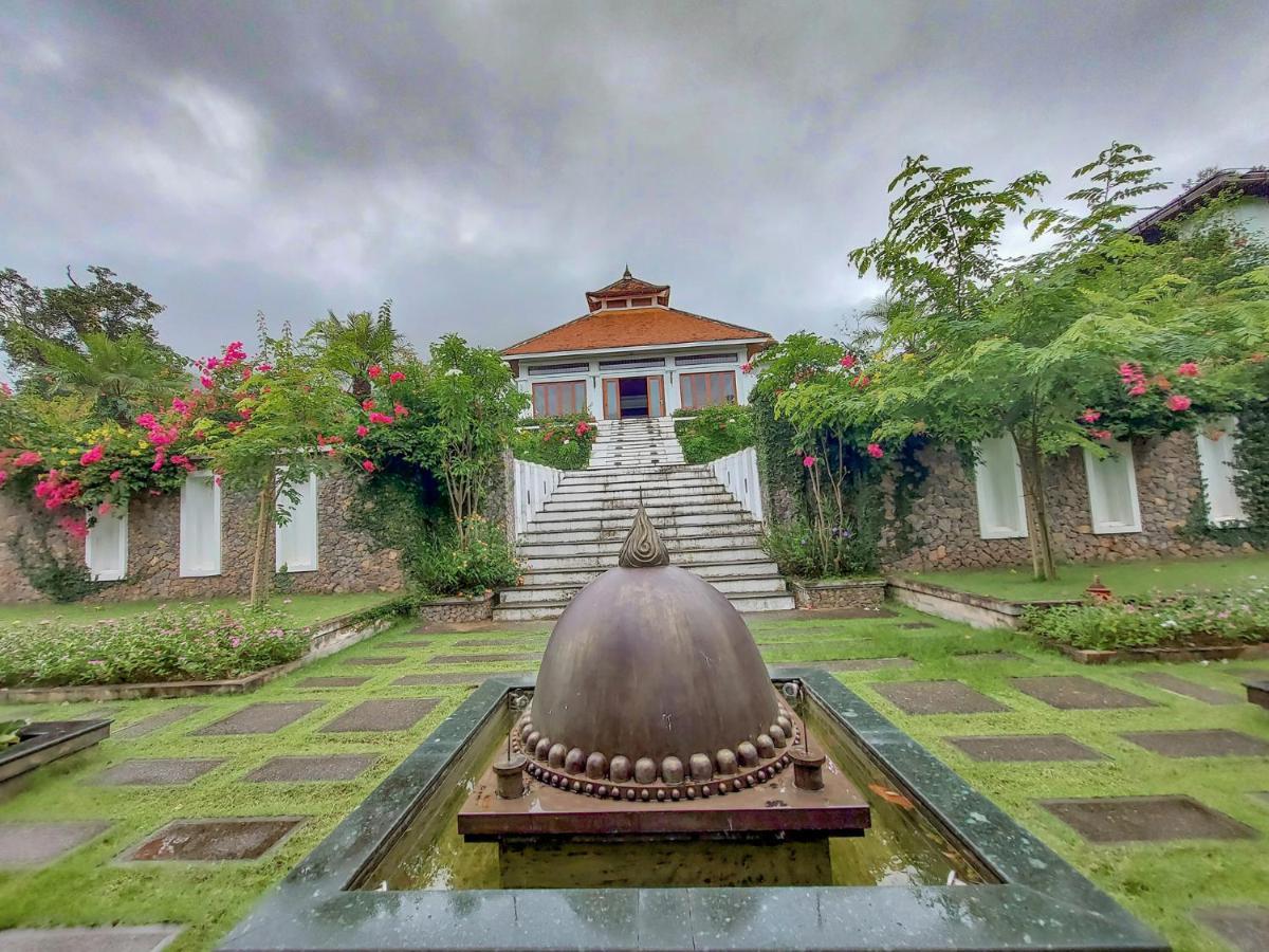 Le Grand Pakbeng Hotel Bagian luar foto
