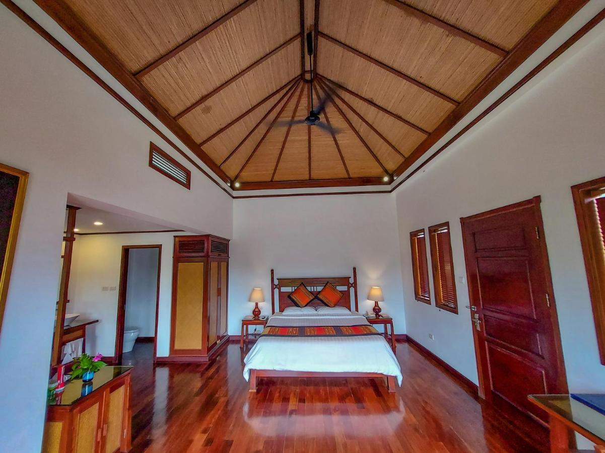 Le Grand Pakbeng Hotel Bagian luar foto