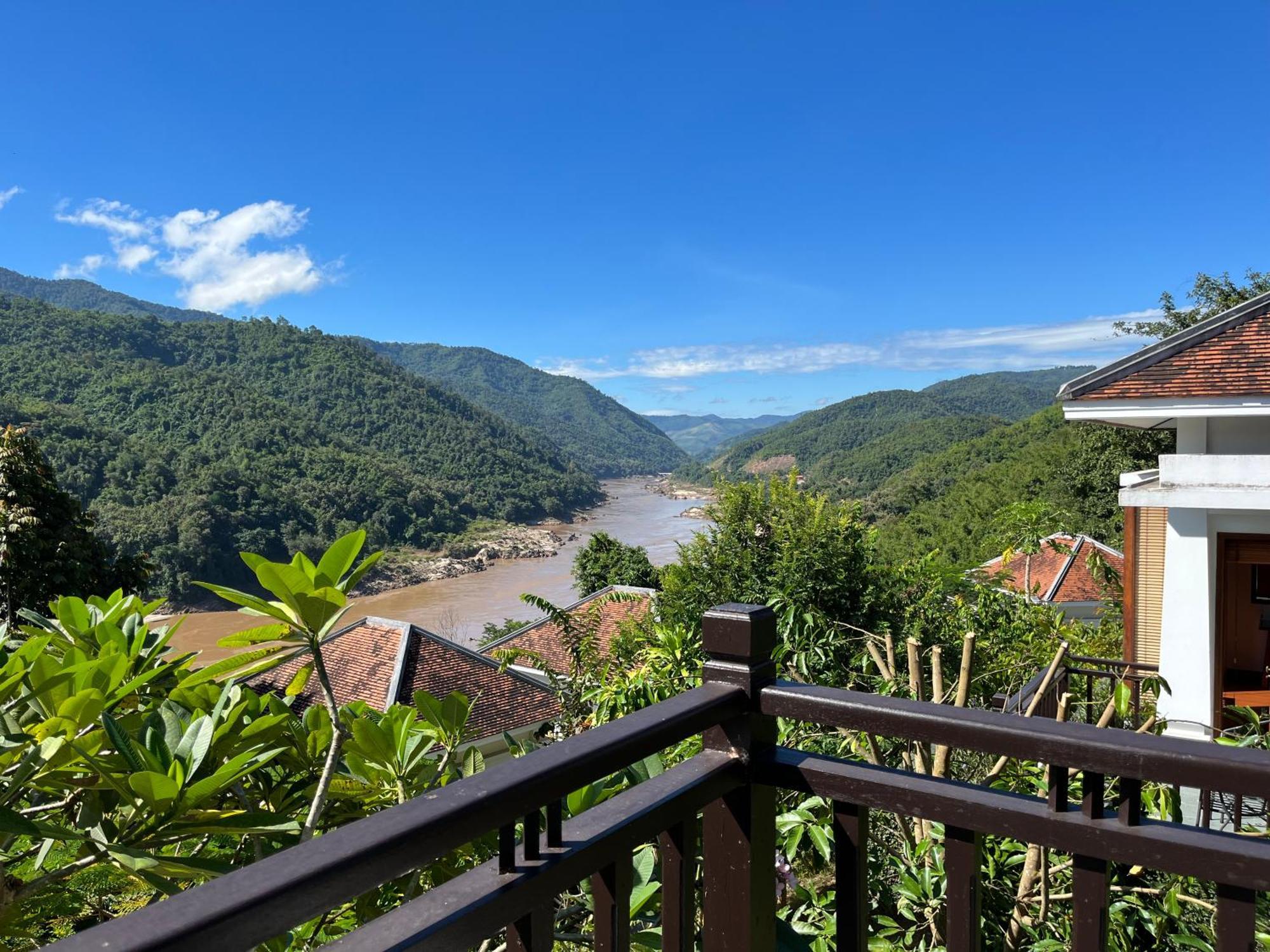 Le Grand Pakbeng Hotel Bagian luar foto